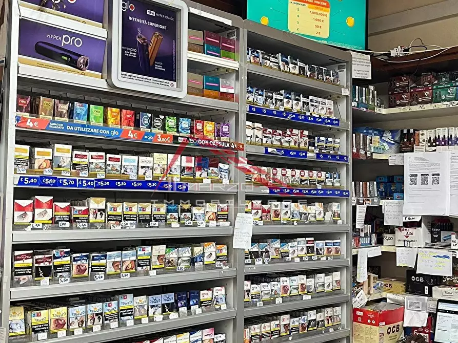 Immagine 12 di Attività commerciale in vendita  a Pisa