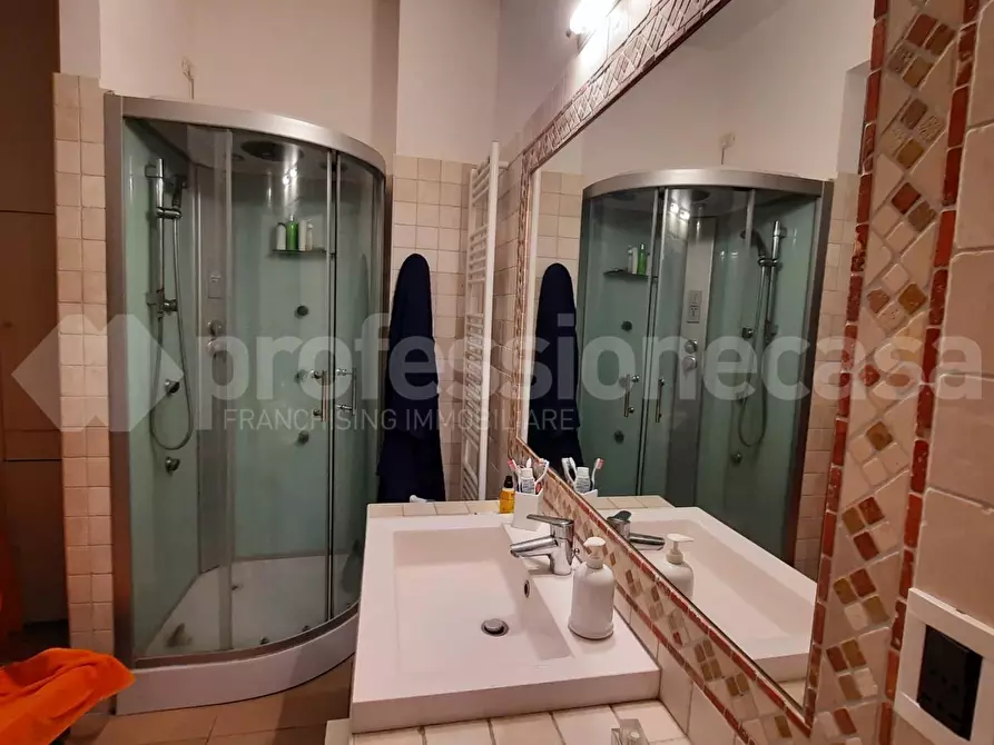 Immagine 25 di Appartamento in vendita  a Cascina