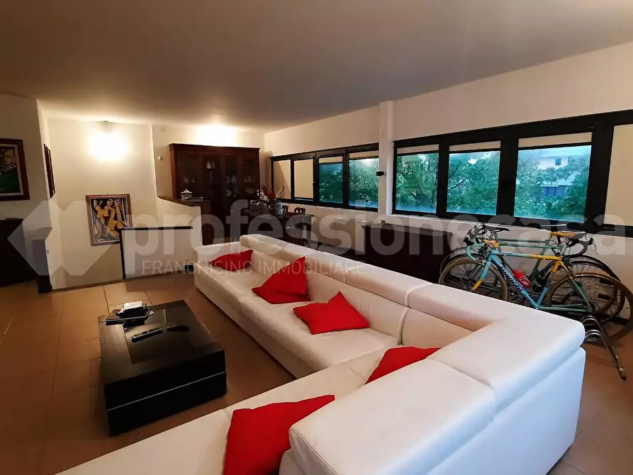 Immagine 13 di Appartamento in vendita  a Cascina