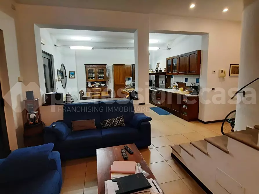 Immagine 9 di Appartamento in vendita  a Cascina