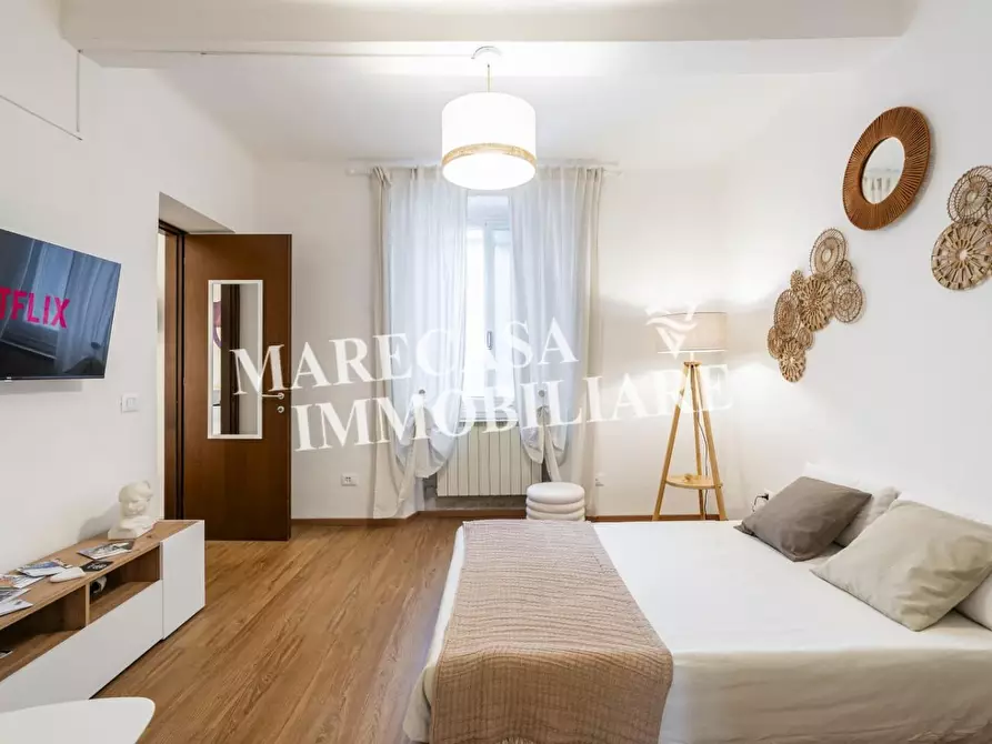 Immagine 13 di Appartamento in affitto  a Carrara