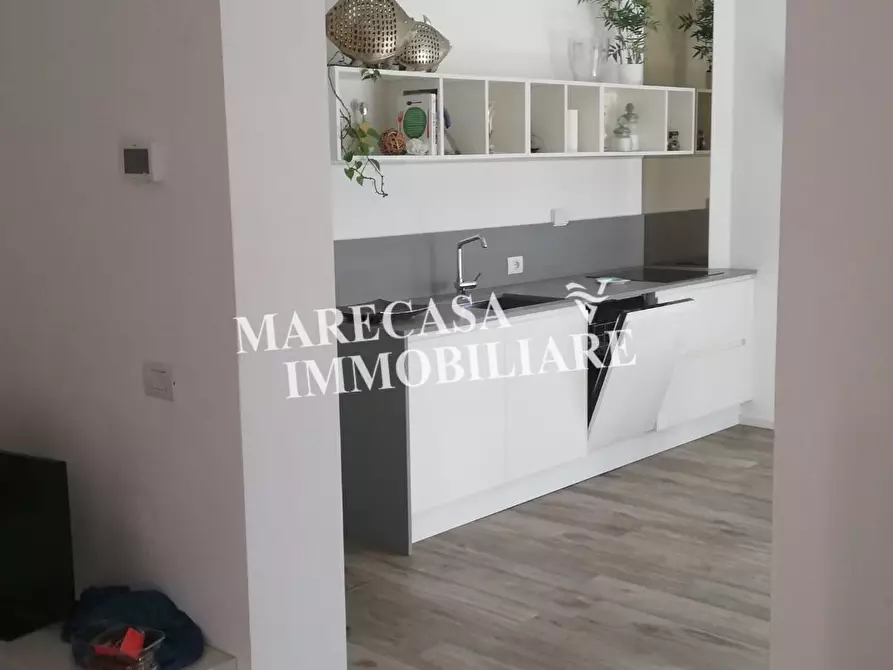 Immagine 6 di Appartamento in affitto  a Montignoso