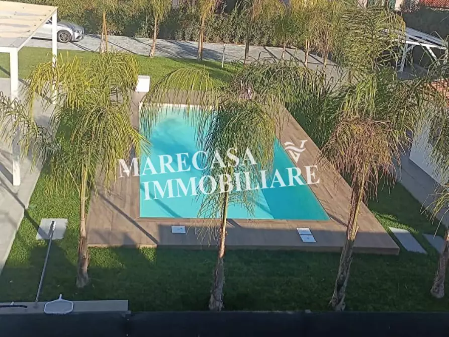 Immagine 2 di Appartamento in affitto  a Montignoso