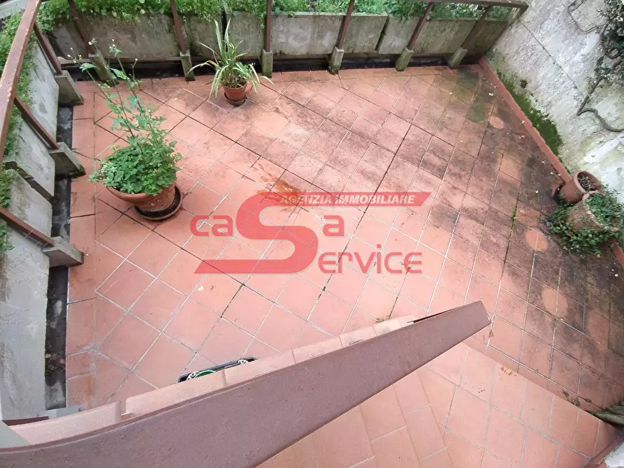 Immagine 26 di Casa bifamiliare in vendita  a Montecatini Terme