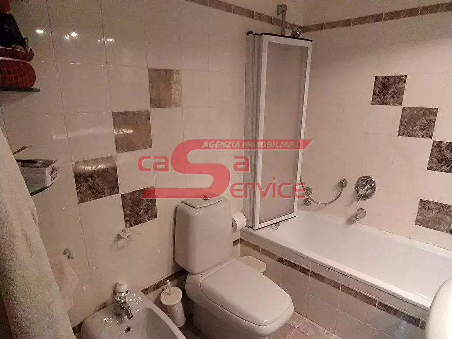 Immagine 21 di Casa bifamiliare in vendita  a Montecatini Terme