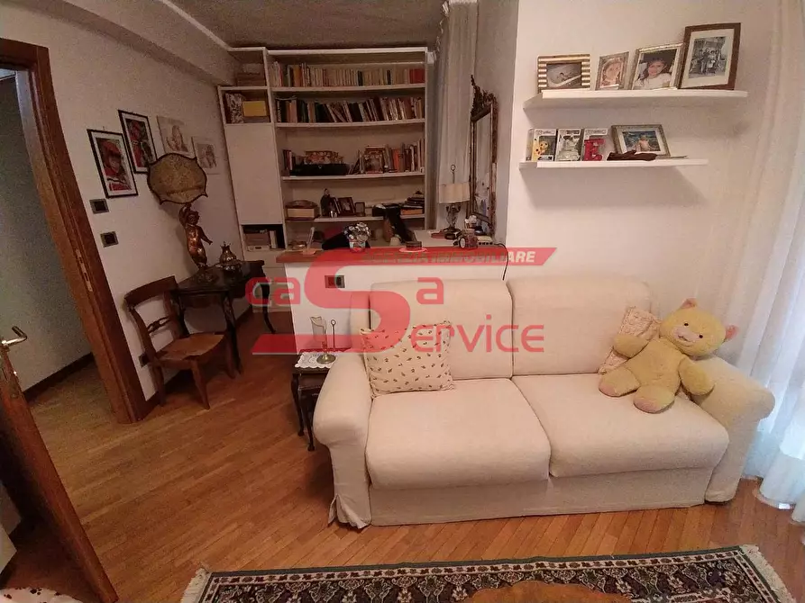 Immagine 22 di Casa bifamiliare in vendita  a Montecatini Terme