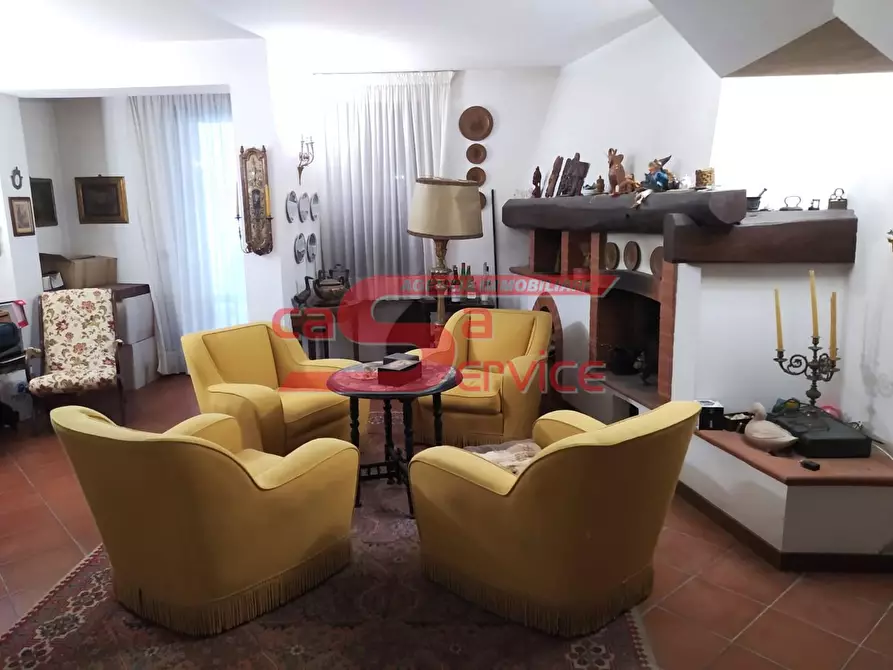 Immagine 11 di Casa bifamiliare in vendita  a Montecatini Terme