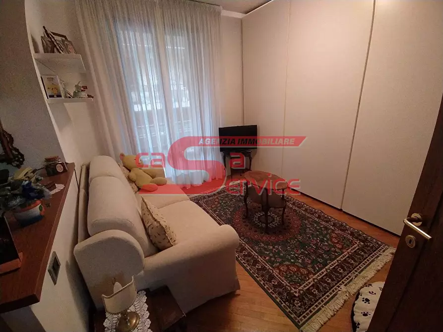 Immagine 23 di Casa bifamiliare in vendita  a Montecatini Terme