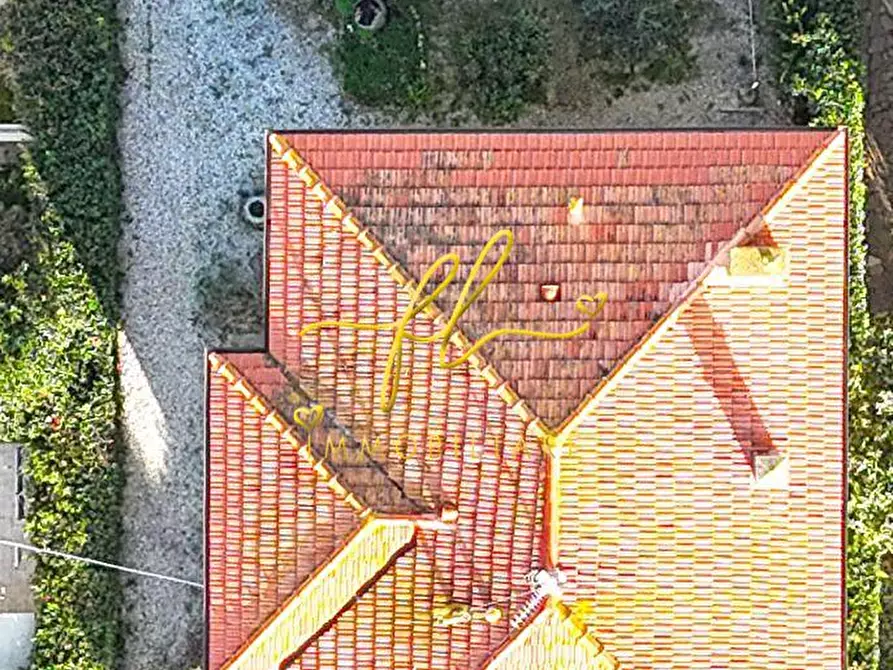 Immagine 5 di Villa in vendita  a San Vincenzo