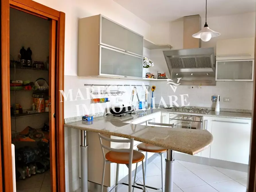 Immagine 14 di Villetta a schiera in vendita  a Castelnuovo Magra