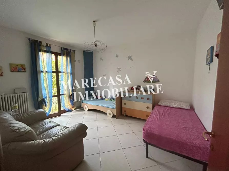 Immagine 42 di Villetta a schiera in vendita  a Castelnuovo Magra