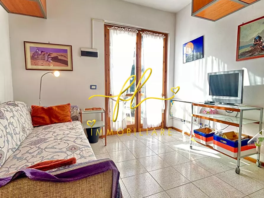 Immagine 2 di Appartamento in vendita  a Rio Marina