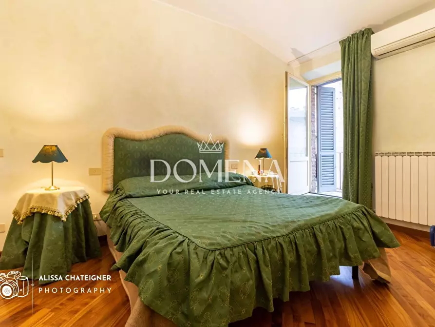 Immagine 32 di Mansarda in vendita  a Siena