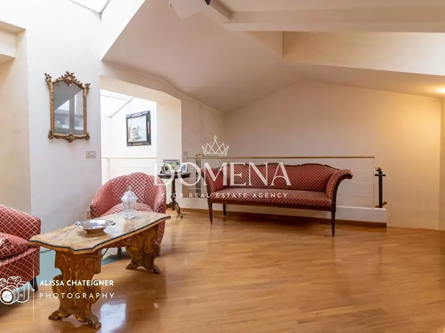 Immagine 13 di Mansarda in vendita  a Siena