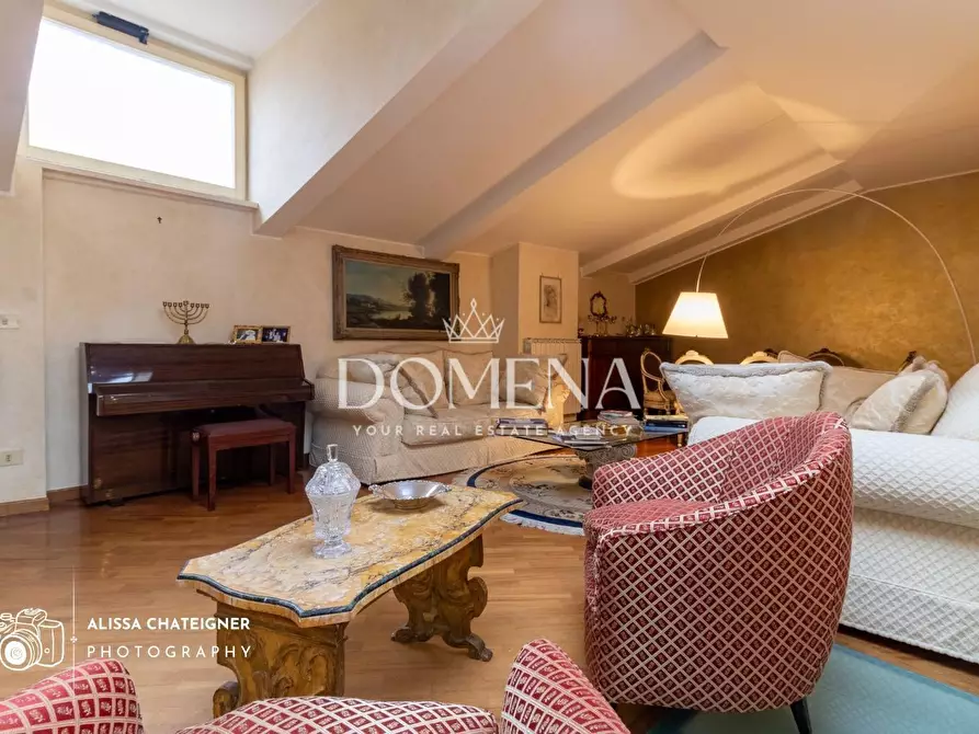 Immagine 6 di Mansarda in vendita  a Siena