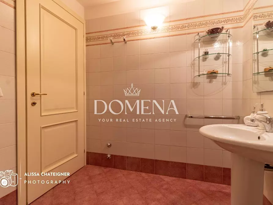 Immagine 20 di Mansarda in vendita  a Siena