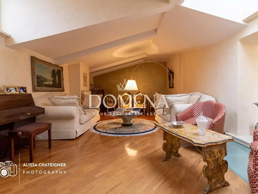 Immagine 8 di Mansarda in vendita  a Siena