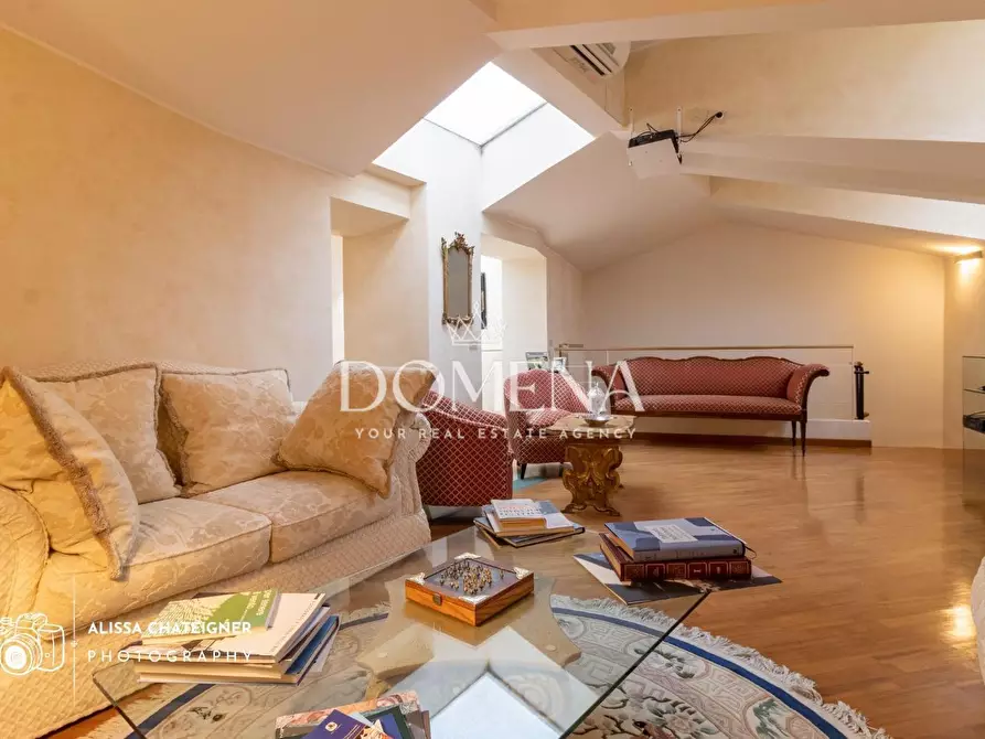 Immagine 12 di Mansarda in vendita  a Siena