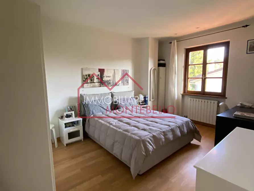 Immagine 6 di Casa bifamiliare in vendita  a Camaiore