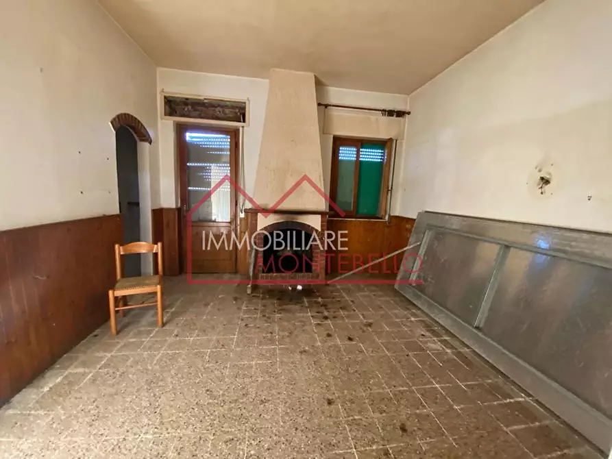 Immagine 3 di Casa bifamiliare in vendita  a Camaiore