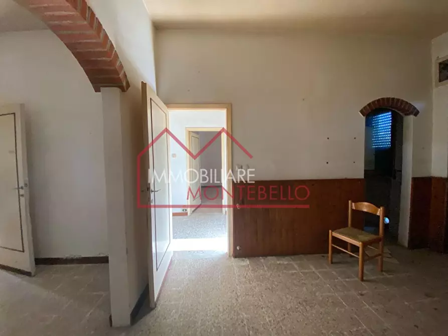 Immagine 5 di Casa bifamiliare in vendita  a Camaiore