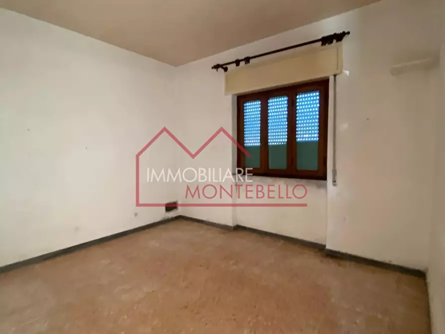 Immagine 8 di Casa bifamiliare in vendita  a Camaiore