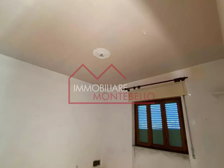 Immagine 6 di Casa bifamiliare in vendita  a Camaiore