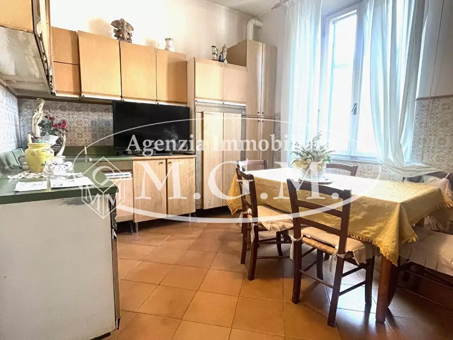 Immagine 5 di Appartamento in vendita  a Pontedera