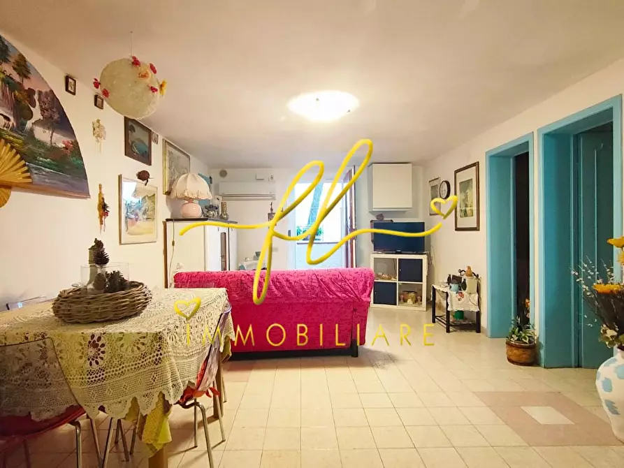 Immagine 5 di Appartamento in vendita  a Rosignano Marittimo