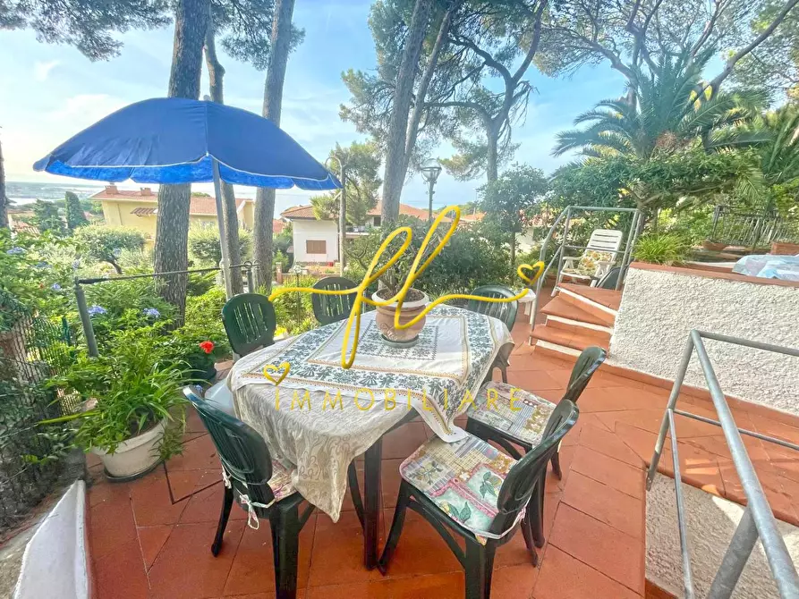 Immagine 13 di Appartamento in vendita  a Rosignano Marittimo