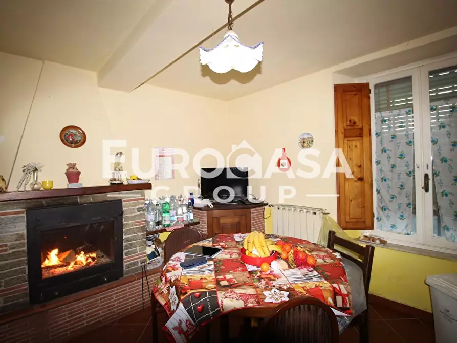 Immagine 3 di Casa bifamiliare in vendita  a Borgo A Mozzano