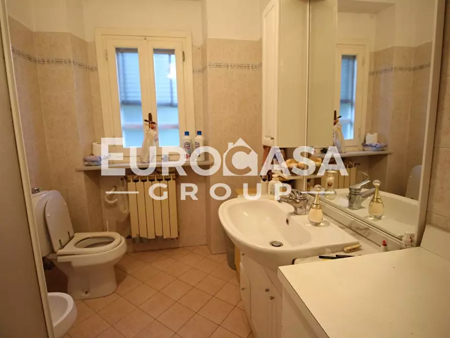 Immagine 4 di Casa bifamiliare in vendita  a Borgo A Mozzano