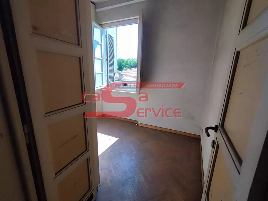 Immagine 12 di Villa in vendita  a Montecatini Terme