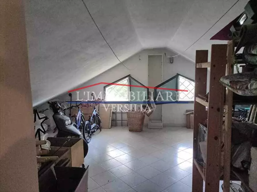 Immagine 13 di Casa indipendente in vendita  a Massa