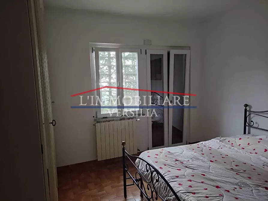 Immagine 10 di Casa indipendente in vendita  a Massa