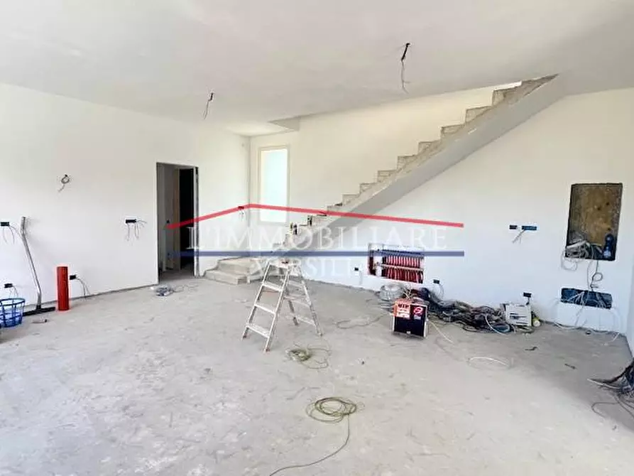 Immagine 7 di Villa in vendita  a Forte Dei Marmi