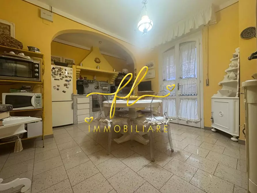 Immagine 6 di Casa bifamiliare in vendita  a Collesalvetti