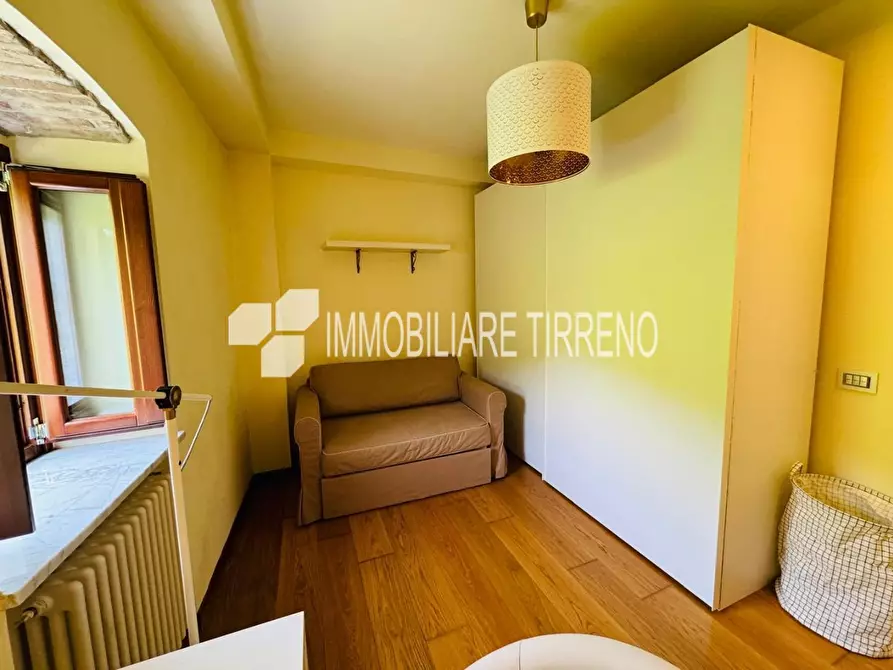 Immagine 22 di Appartamento in vendita  a Massa