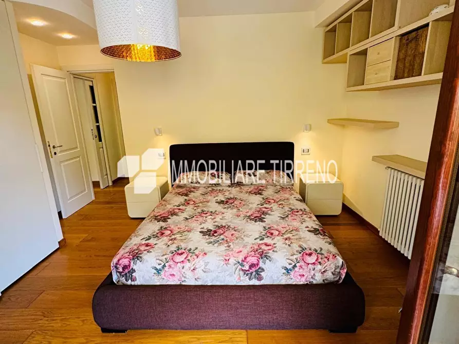 Immagine 19 di Appartamento in vendita  a Massa