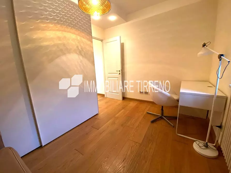 Immagine 10 di Appartamento in vendita  a Massa