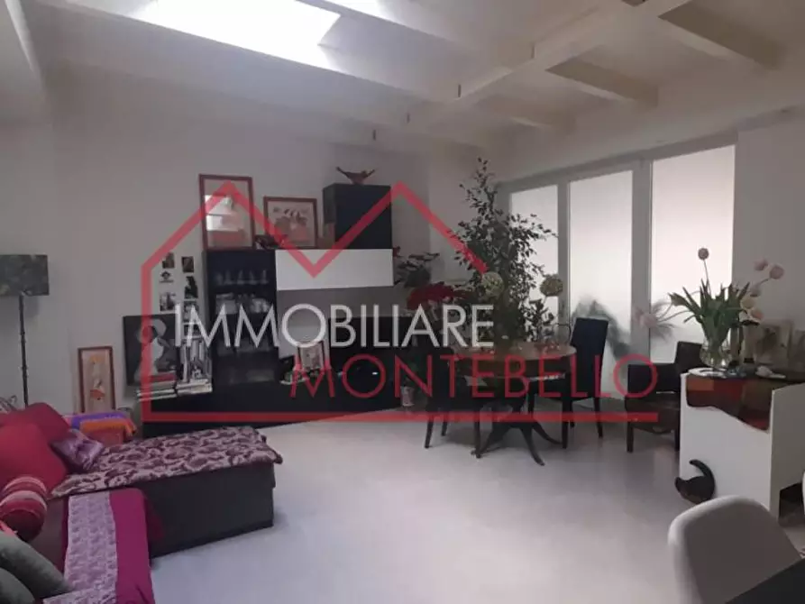 Immagine 2 di Appartamento in vendita  a Pietrasanta