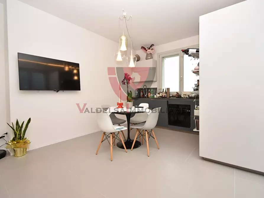 Immagine 2 di Appartamento in vendita  a Colle Di Val D'elsa