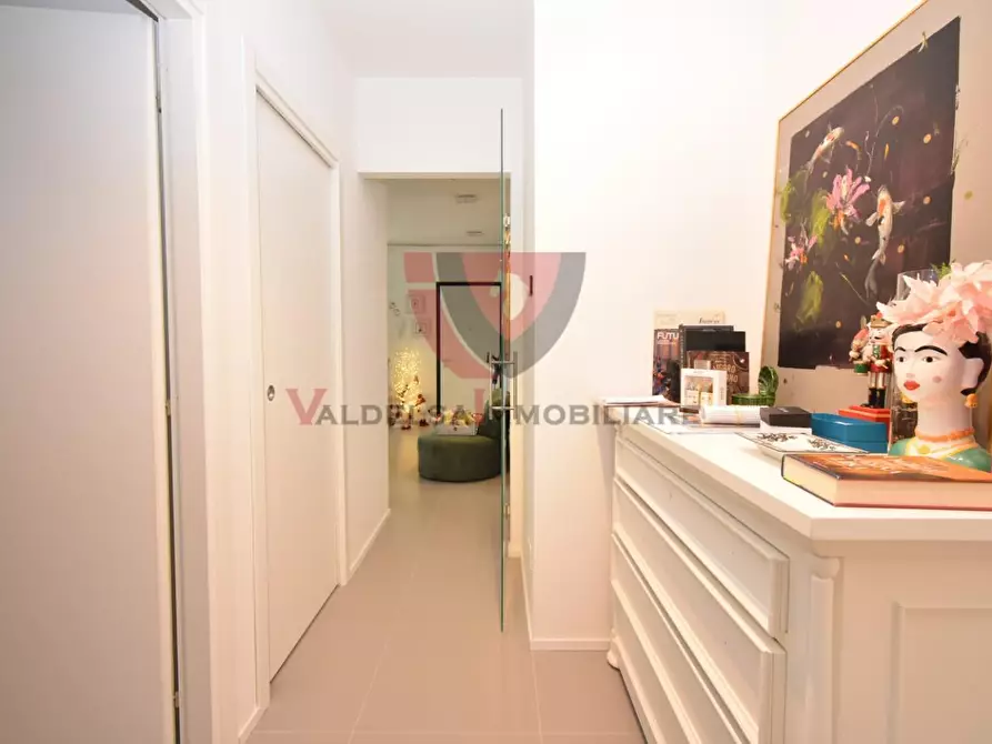 Immagine 15 di Appartamento in vendita  a Colle Di Val D'elsa