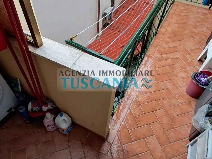 Immagine 13 di Appartamento in vendita  a Cecina