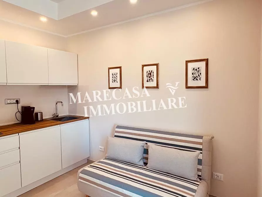 Immagine 5 di Porzione di casa in affitto  a Carrara