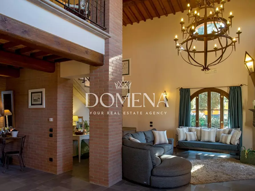 Immagine 18 di Villa in vendita  a Peccioli