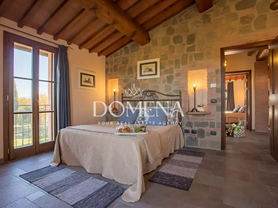 Immagine 13 di Villa in vendita  a Peccioli