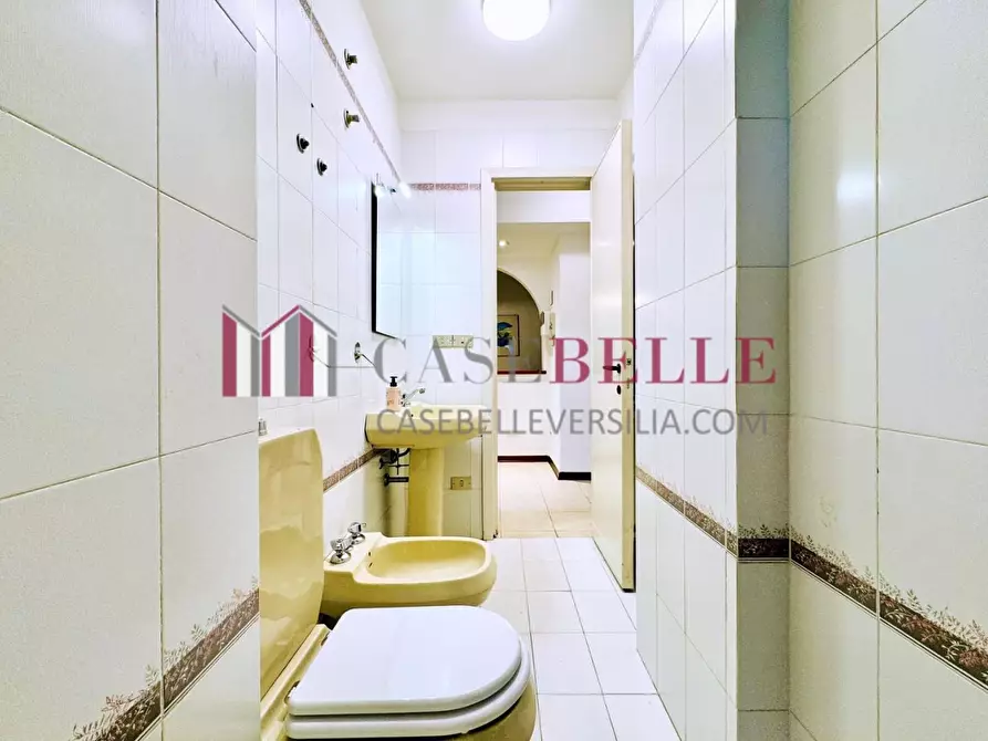 Immagine 30 di Appartamento in affitto  a Viareggio