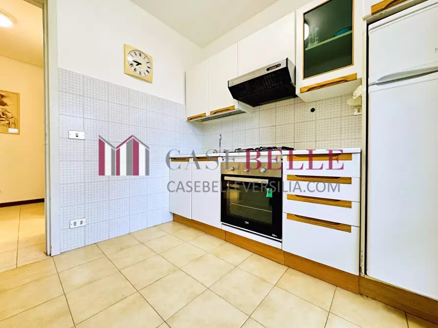 Immagine 8 di Appartamento in affitto  a Viareggio