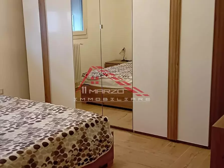 Immagine 11 di Appartamento in vendita  a Livorno